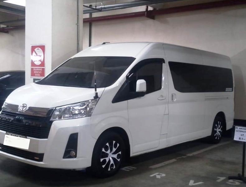 harga sewa hiace